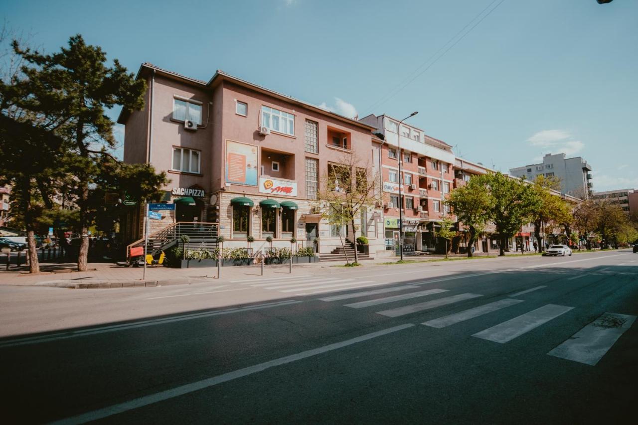 Bloom Suites Prishtinë Luaran gambar